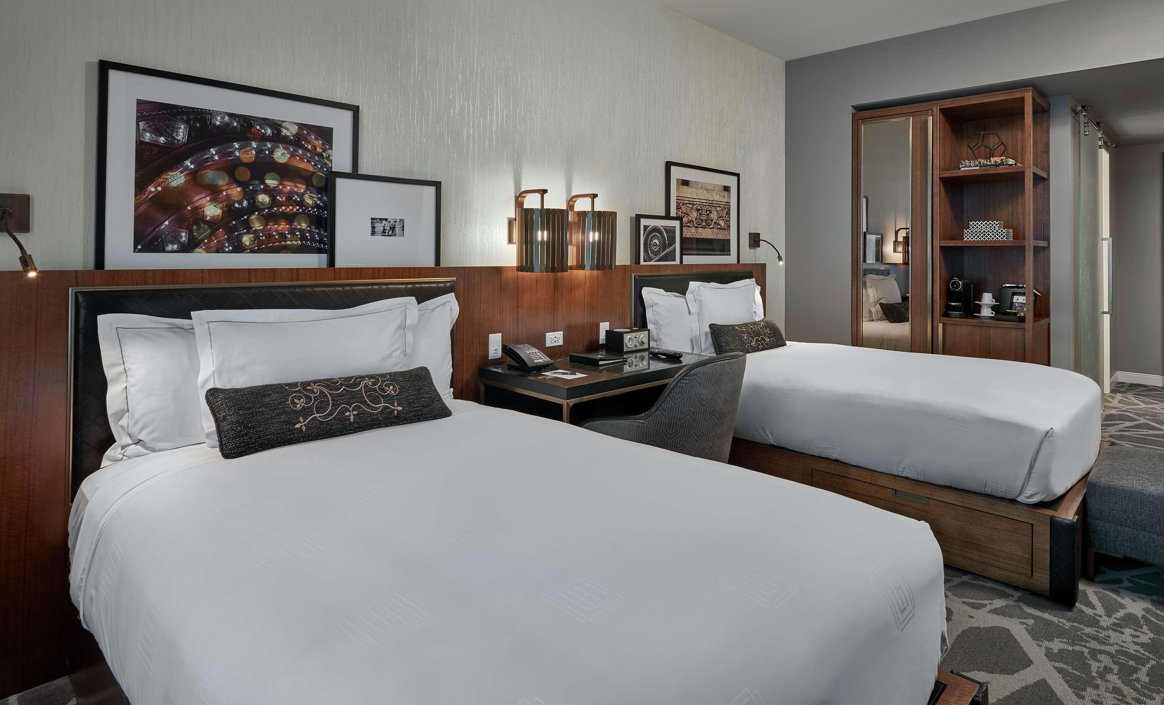 Londonhouse Chicago, Curio Collection By Hilton Hotel Екстериор снимка