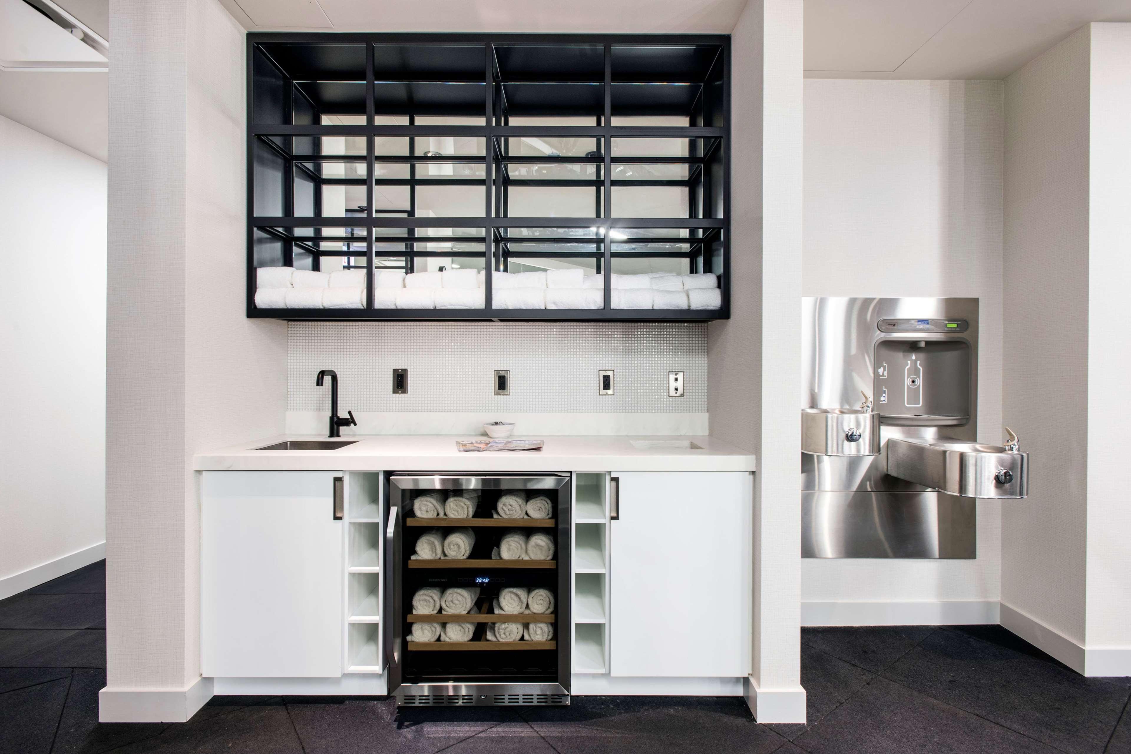 Londonhouse Chicago, Curio Collection By Hilton Hotel Екстериор снимка