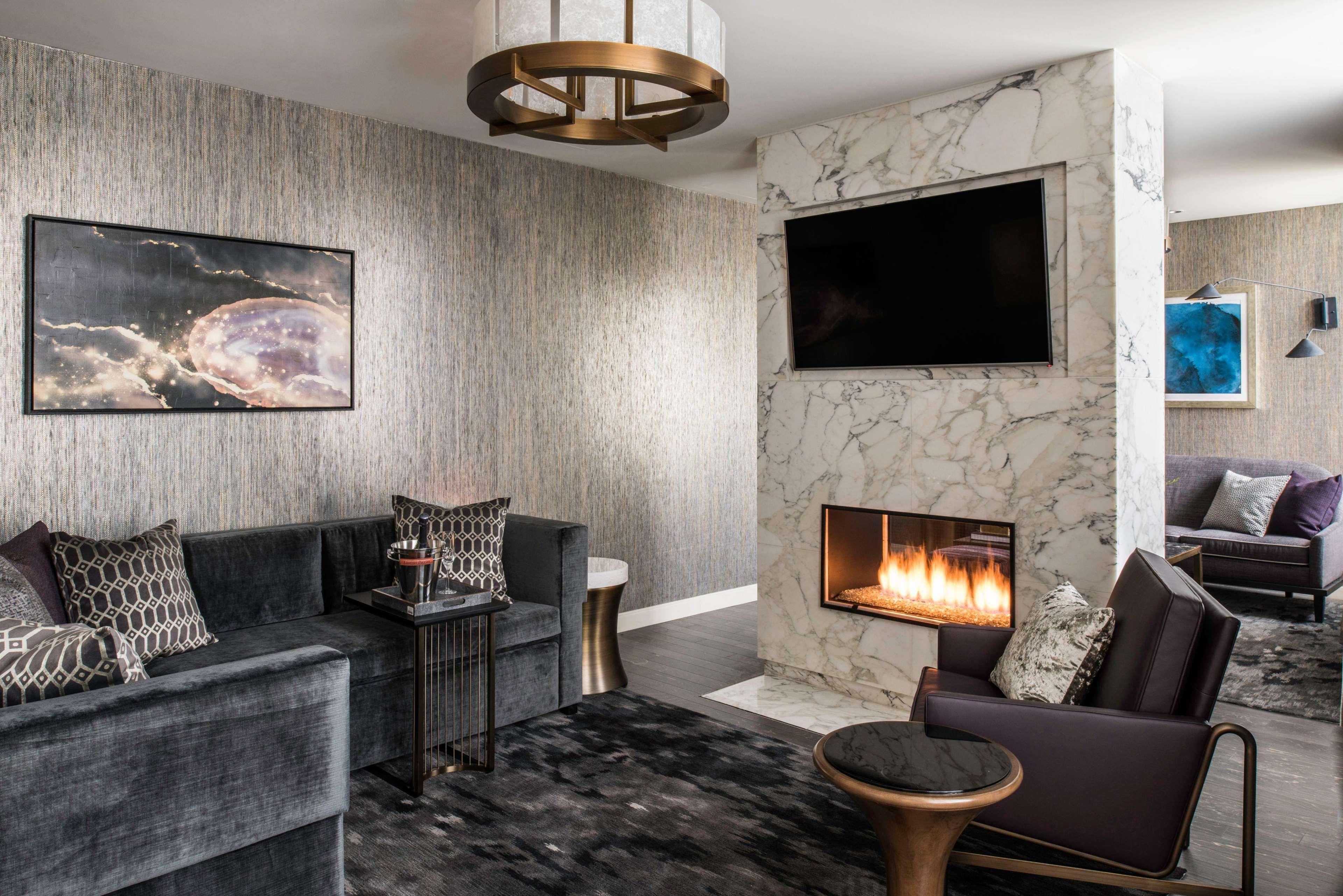 Londonhouse Chicago, Curio Collection By Hilton Hotel Екстериор снимка