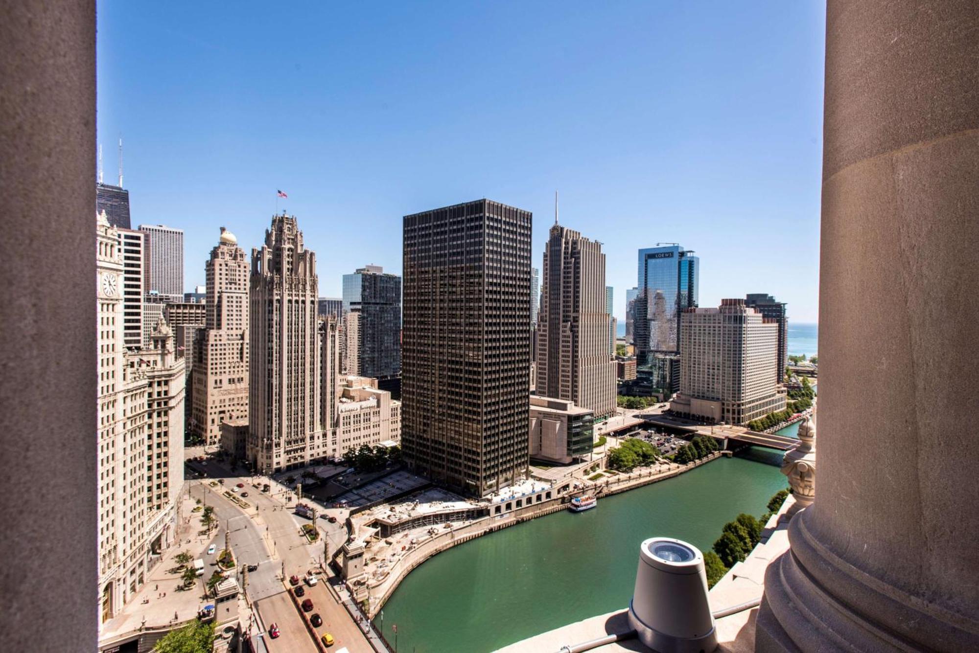 Londonhouse Chicago, Curio Collection By Hilton Hotel Екстериор снимка